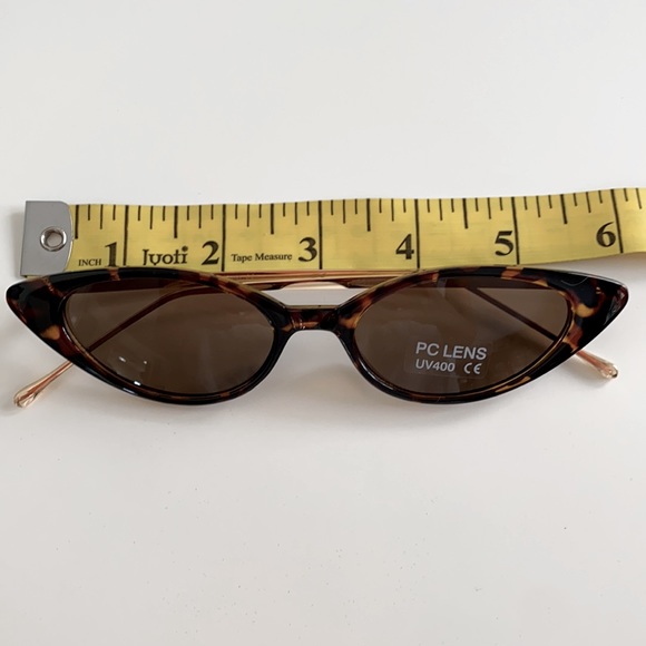 Cat Eye Sunglasses Oval Metal Frame Brown color main image 4
